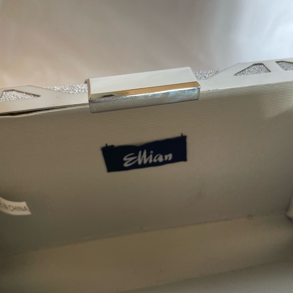 Silver Sparkle Clutch with Chain - Picture 4 of 5